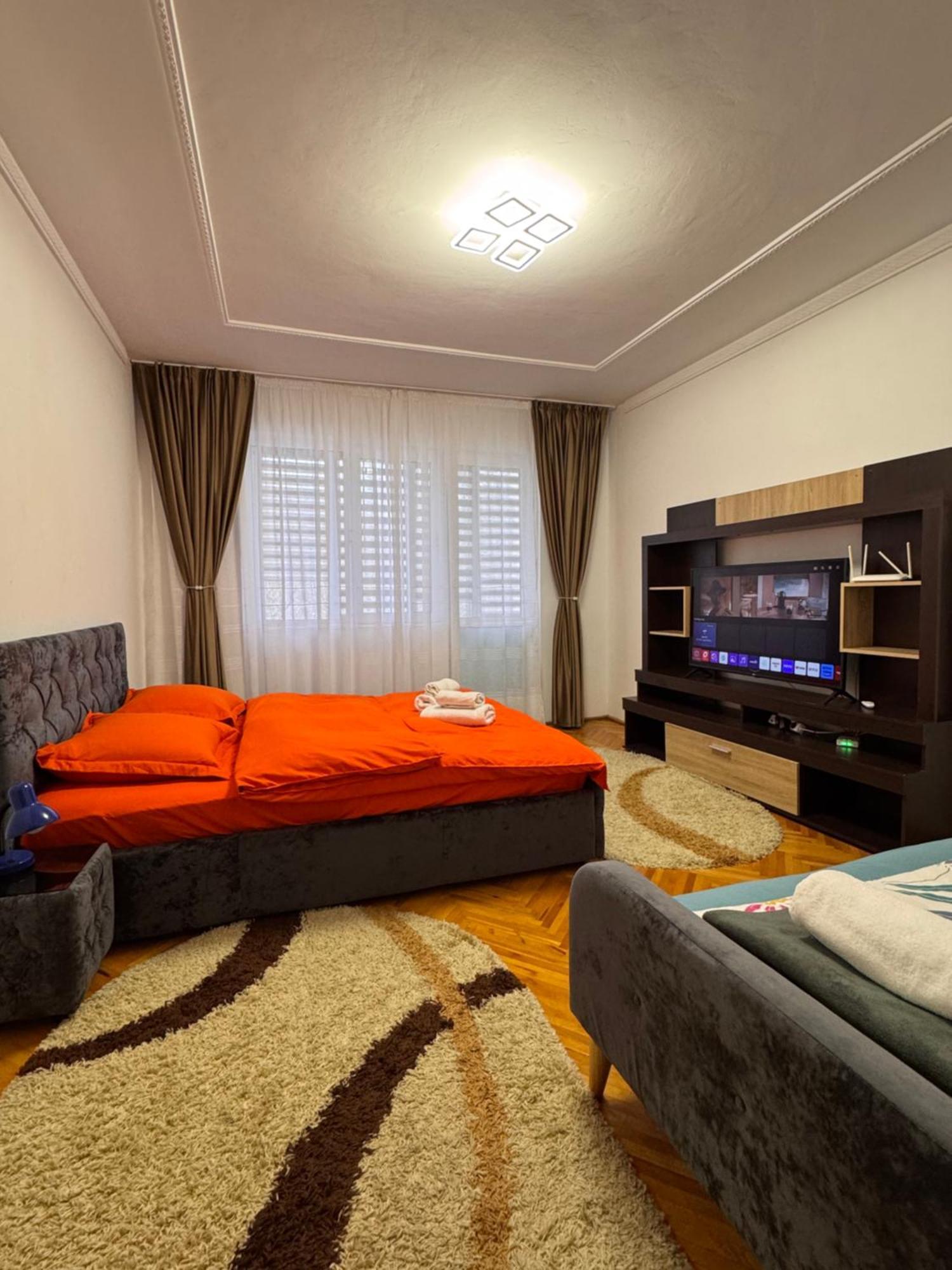 Linen Tree Apartment 伯伊莱海尔库拉内 外观 照片